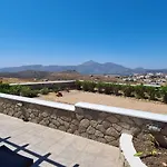 Feriehus Milos Sun *