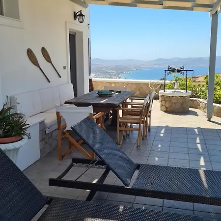 בית נופש Milos Sun Peran Triovasalos