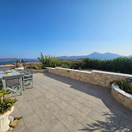 בית נופש Milos Sun Peran Triovasalos
