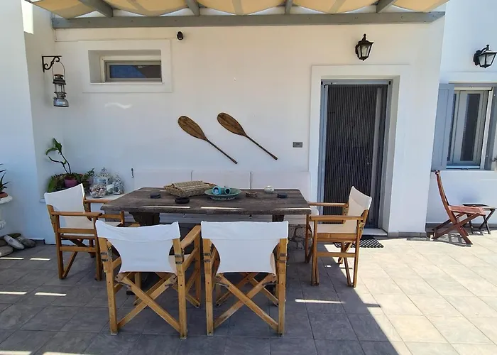 بيت للعطل Milos Sun