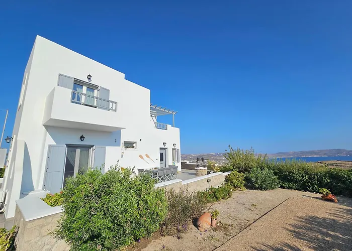 Milos Sun Peran Triovasalos